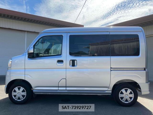 Toyota PIXIS VAN 2024-07 8813916-7