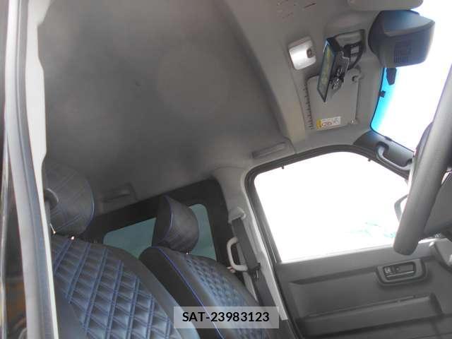 Toyota PIXIS VAN 2023-02 8816299-16