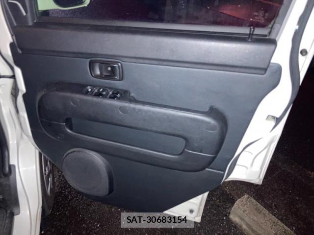 Toyota PIXIS VAN 2018-02 8817457-11