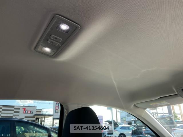 VolksWagen POLO 2019-01 8812392-6