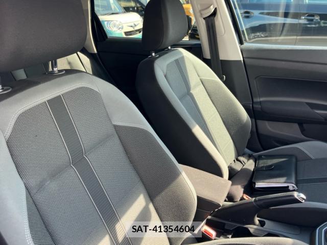 VolksWagen POLO 2019-01 8812392-8