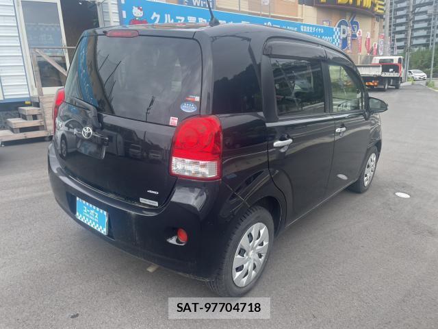 Toyota PORTE 2014-01 8814567-4
