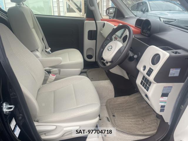 Toyota PORTE 2014-01 8814567-9