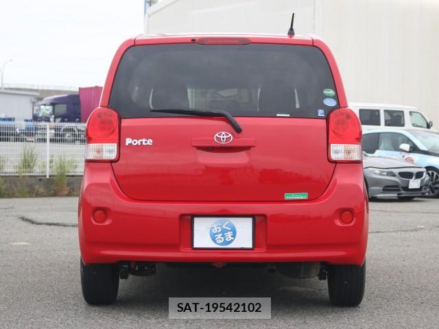 Toyota PORTE 2017-07 8814806-1