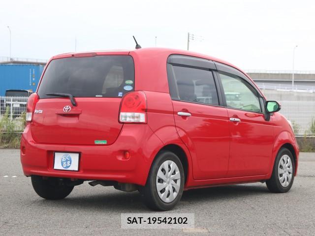 Toyota PORTE 2017-07 8814806-13