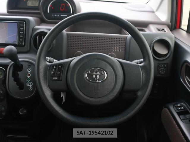 Toyota PORTE 2017-07 8814806-17
