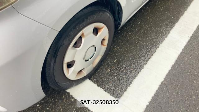 Toyota PORTE 2005-11 8816380-12