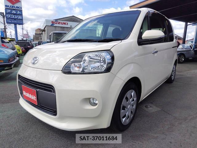 Toyota PORTE 2015-08 8817628-0