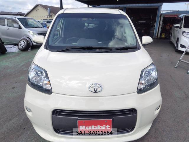 Toyota PORTE 2015-08 8817628-2