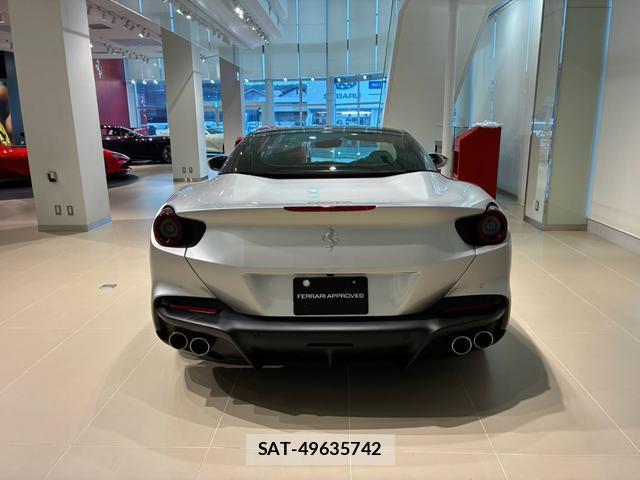 Ferrari Portofino 2023 8814286-7