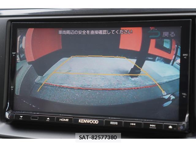 Mazda PREMACY 2017-03 8812042-17