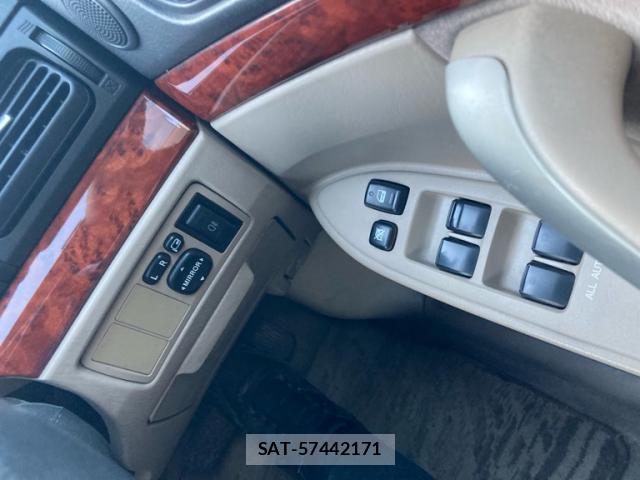 Toyota PREMIO 2002-02 8813557-7