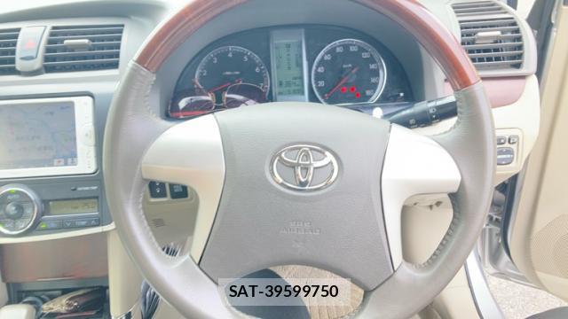 Toyota PREMIO 2012-10 8814754-10