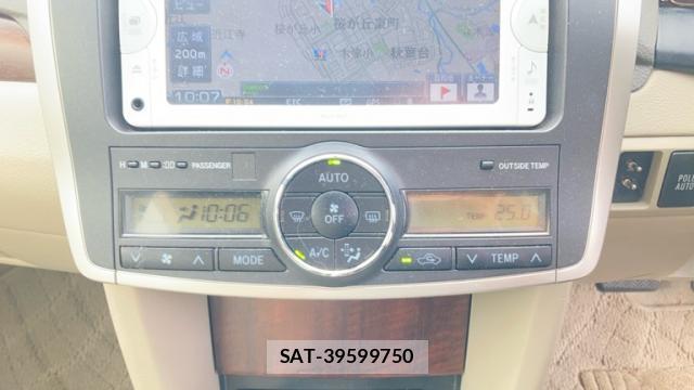 Toyota PREMIO 2012-10 8814754-15