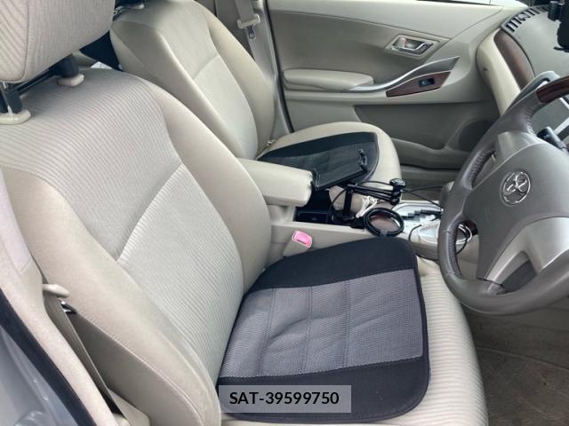 Toyota PREMIO 2012-10 8814754-7