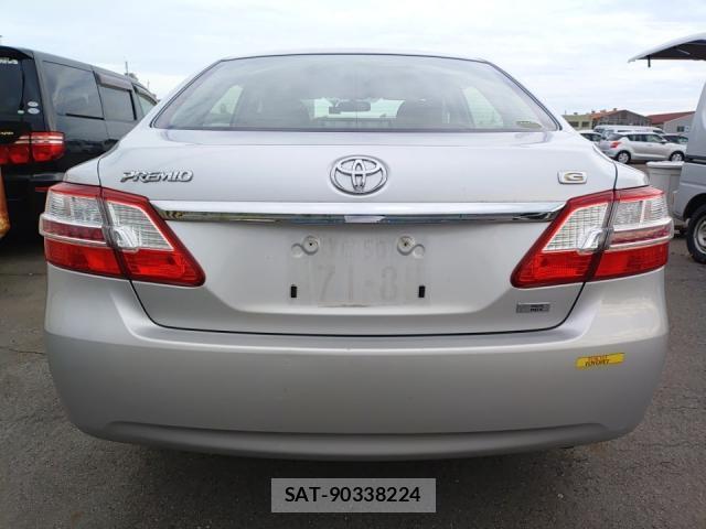 Toyota PREMIO 2012-07 8815343-3