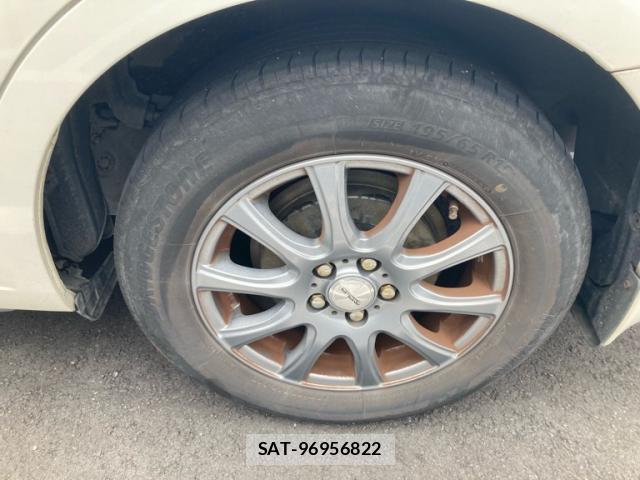Toyota PREMIO 2008-11 8816245-3