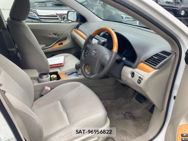 Toyota PREMIO 2008-11 8816245-4