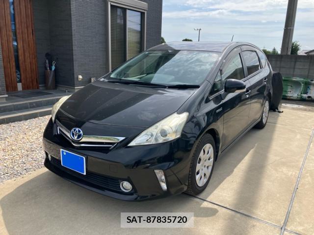 Toyota PRIUS ALPHA 2014-08 8812361-0