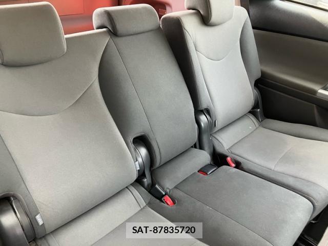 Toyota PRIUS ALPHA 2014-08 8812361-15