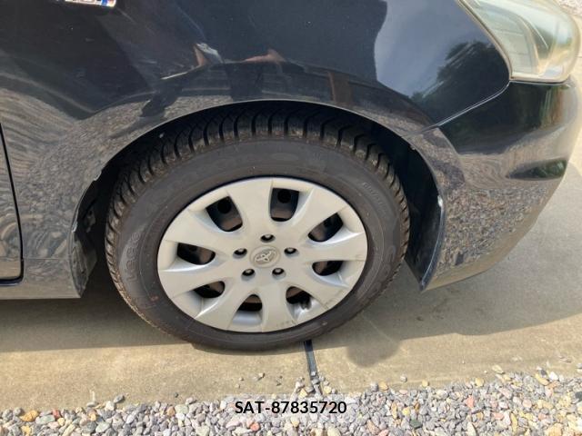 Toyota PRIUS ALPHA 2014-08 8812361-4