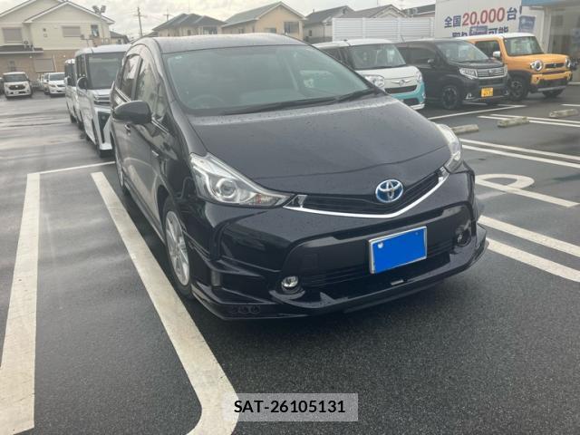 Toyota PRIUS ALPHA 2015-11 8812391-0