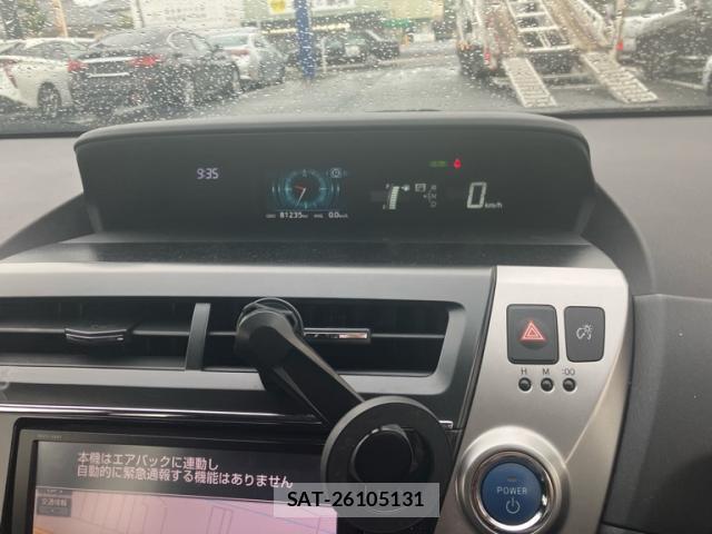 Toyota PRIUS ALPHA 2015-11 8812391-19
