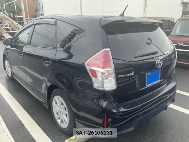 Toyota PRIUS ALPHA 2015-11 8812391-6