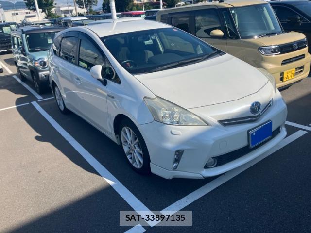 Toyota PRIUS ALPHA 2012-03 8813331-1