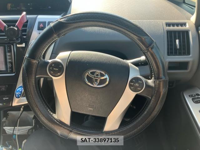 Toyota PRIUS ALPHA 2012-03 8813331-16