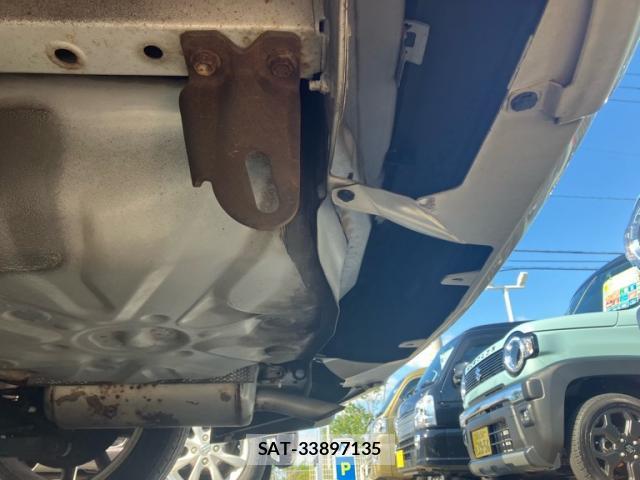 Toyota PRIUS ALPHA 2012-03 8813331-18