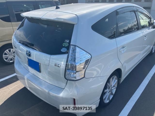 Toyota PRIUS ALPHA 2012-03 8813331-2