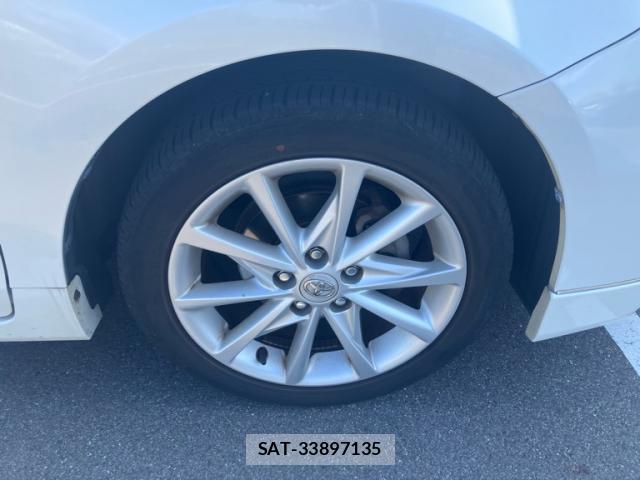 Toyota PRIUS ALPHA 2012-03 8813331-8