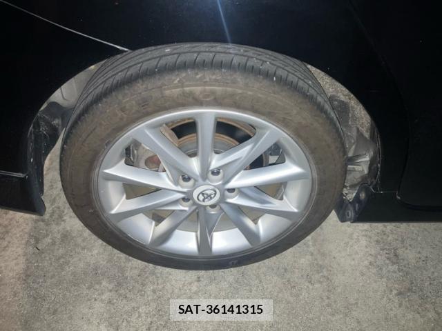 Toyota PRIUS ALPHA 2012-12 8813591-5