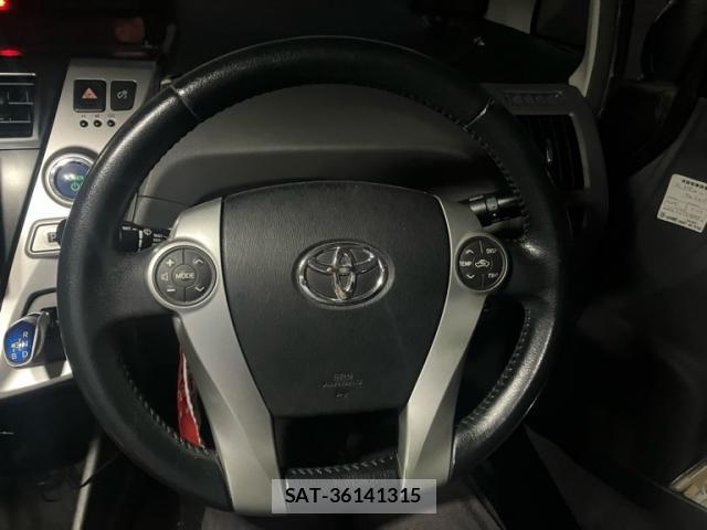 Toyota PRIUS ALPHA 2012-12 8813591-9