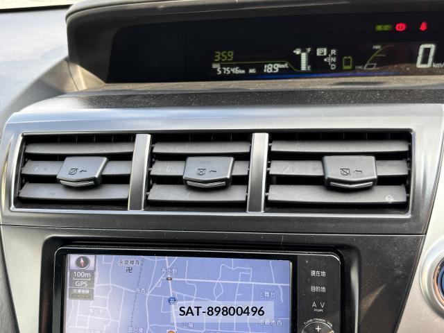 Toyota PRIUS ALPHA 2011-10 8814261-12