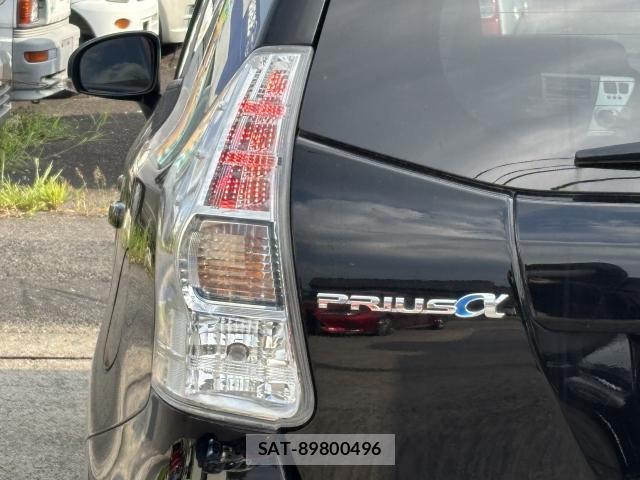 Toyota PRIUS ALPHA 2011-10 8814261-15