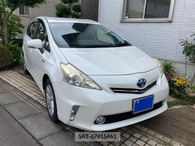 Toyota PRIUS ALPHA 2013-09 8814545-1
