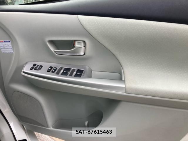 Toyota PRIUS ALPHA 2013-09 8814545-8