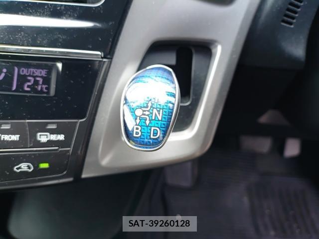 Toyota PRIUS ALPHA 2016-09 8815333-11