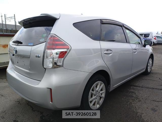 Toyota PRIUS ALPHA 2016-09 8815333-4