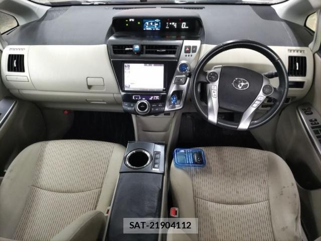 Toyota PRIUS ALPHA 2015-01 8815378-2
