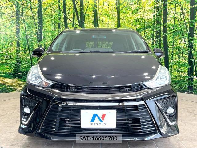 Toyota PRIUS ALPHA 2015-10 8815594-14