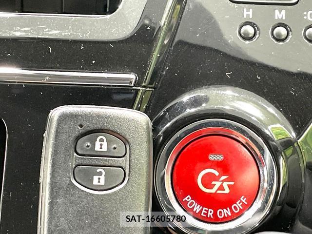 Toyota PRIUS ALPHA 2015-10 8815594-5