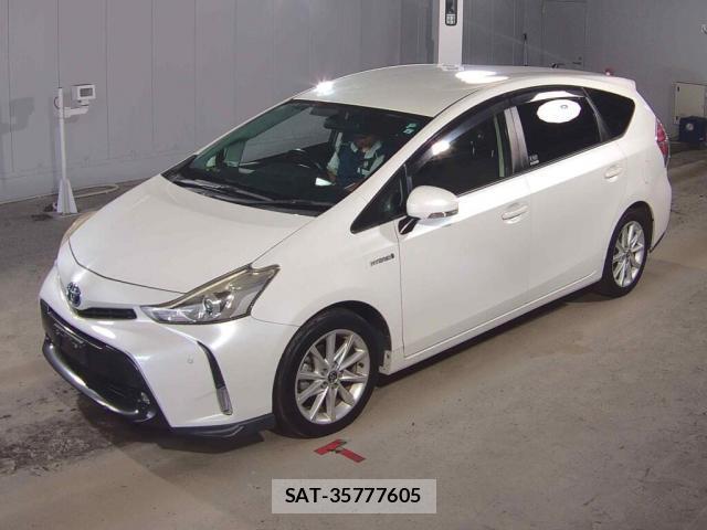 Toyota PRIUS ALPHA 2015-06 8816127-5