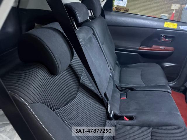 Toyota PRIUS ALPHA 2016-03 8816242-11