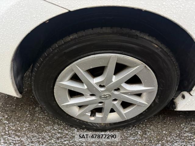 Toyota PRIUS ALPHA 2016-03 8816242-13
