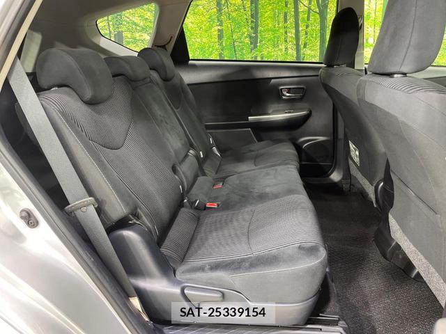Toyota PRIUS ALPHA 2015-01 8817829-9