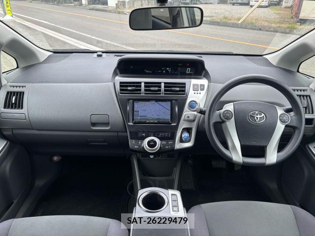 Toyota PRIUS ALPHA 2011-09 8817892-1