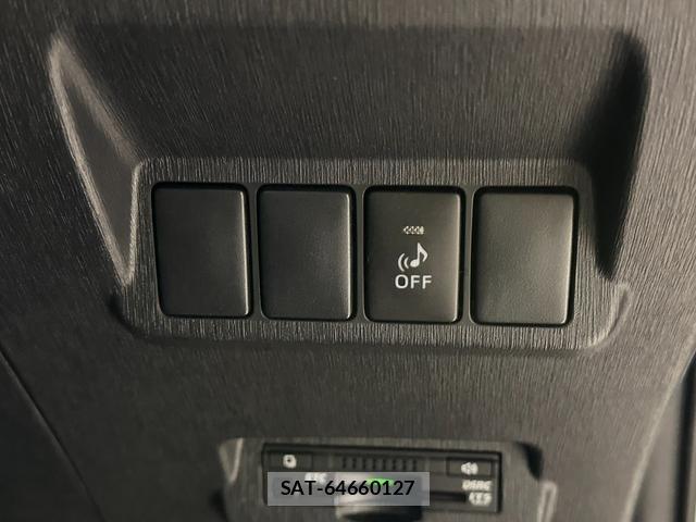 Toyota PRIUS ALPHA 2015-02 8817998-10